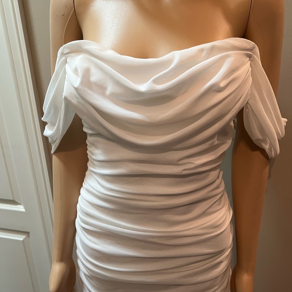 White Chiffon/Rayon Draped Evening Dress Sz10 - Picture 4 of 16